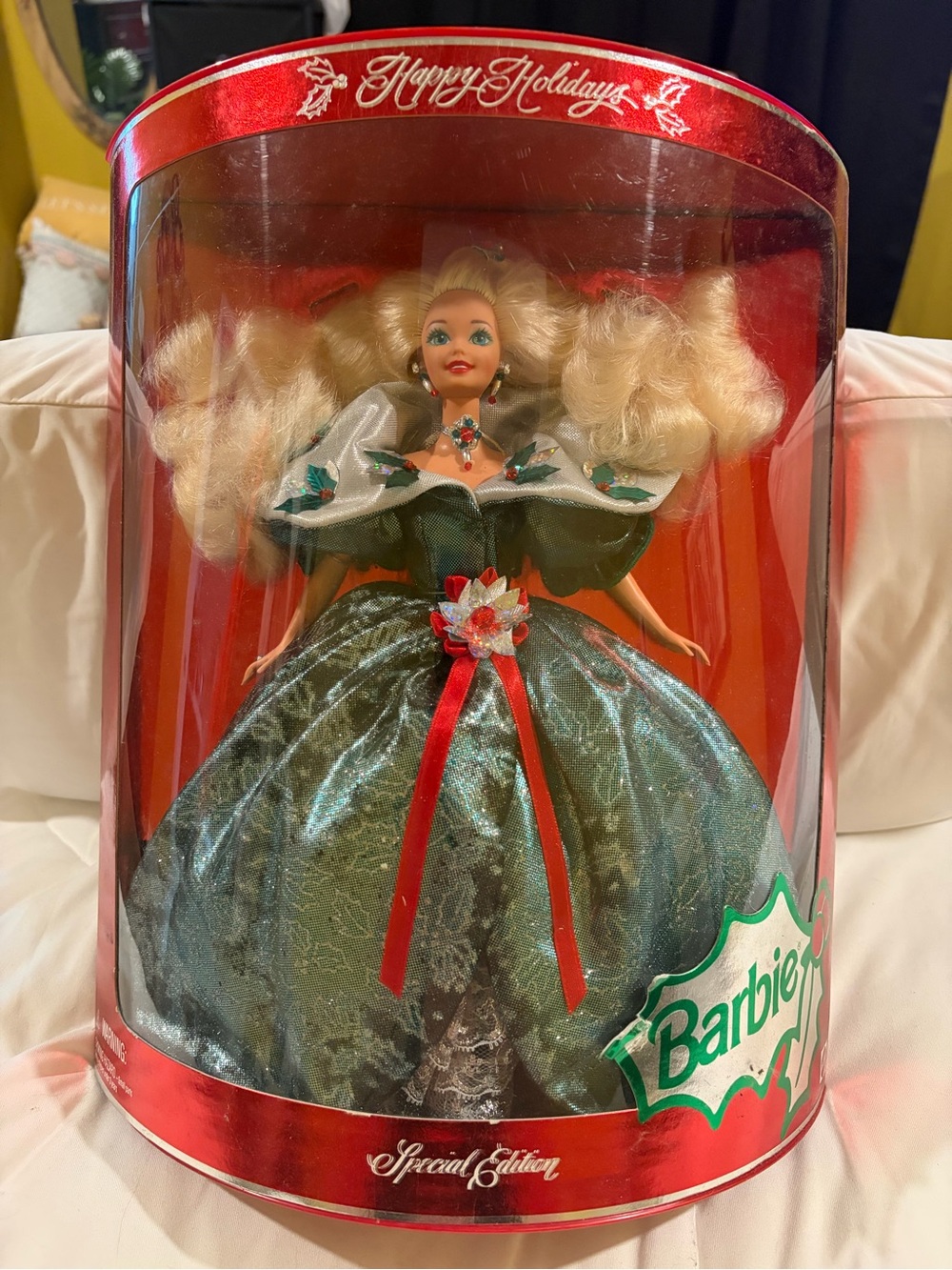 Vintage Mattel 1995 Happy Holidays Barbie Special Edition